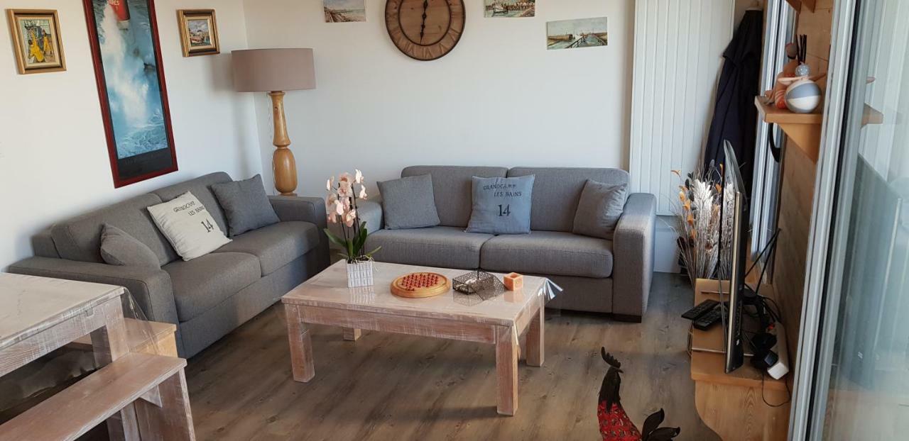Appartement Vue Sur Mer Et Port Grandcamp-Maisy Bagian luar foto